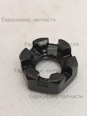 Гайка крепления конической шестерни Champion C3033 (801228)