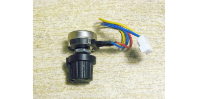 Рукоятка пластиковая с потенциометром RV28P B102-20/3